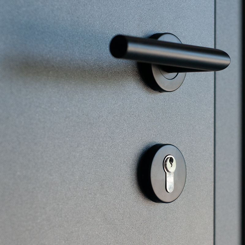 Blackline Aluminium Haustür FM68 Modell 22 – Bild 7